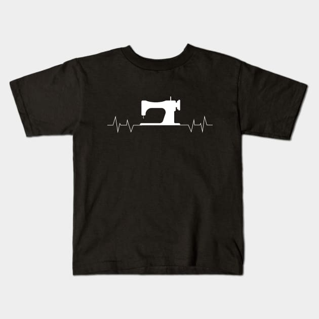 knitting lover Kids T-Shirt by captainmood